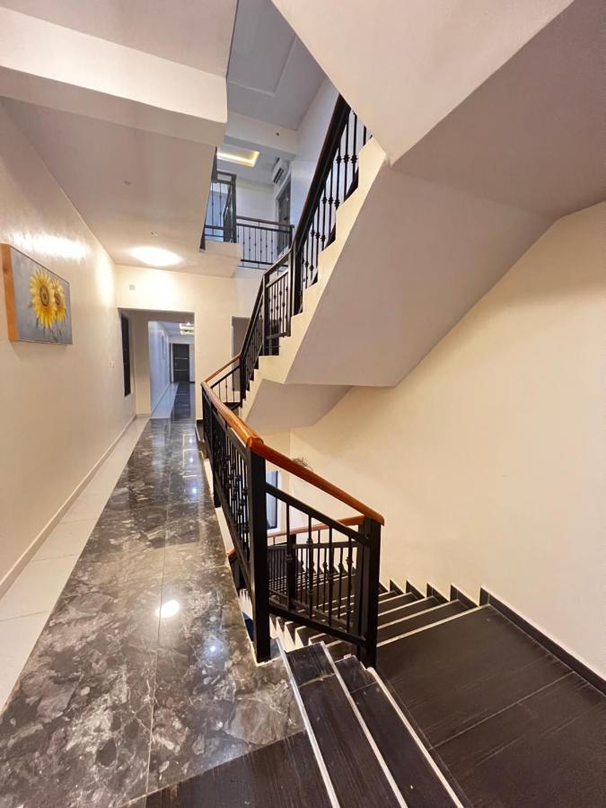 לגוס De Rigg Place Embassy מראה חיצוני תמונה