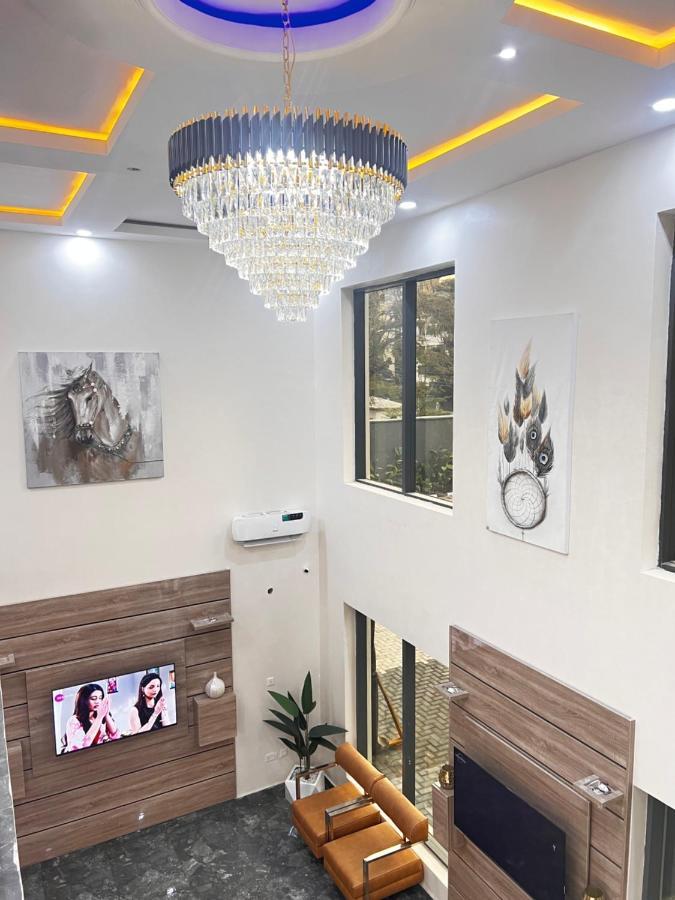 לגוס De Rigg Place Embassy מראה חיצוני תמונה