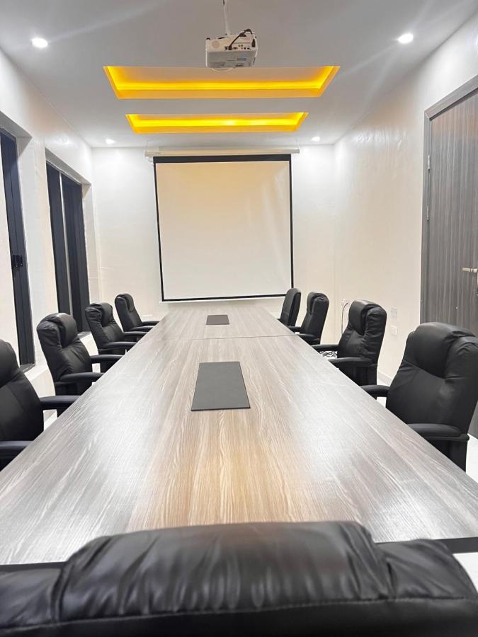 לגוס De Rigg Place Embassy מראה חיצוני תמונה